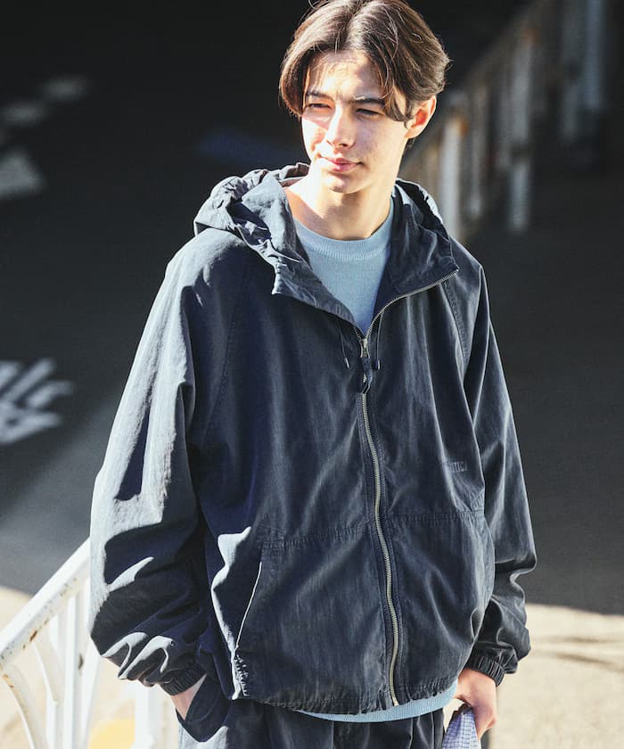 褪色加工尼龍拉鏈連帽衫