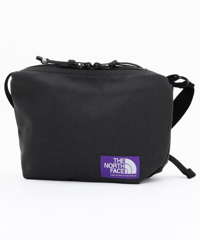 チャコールグレー