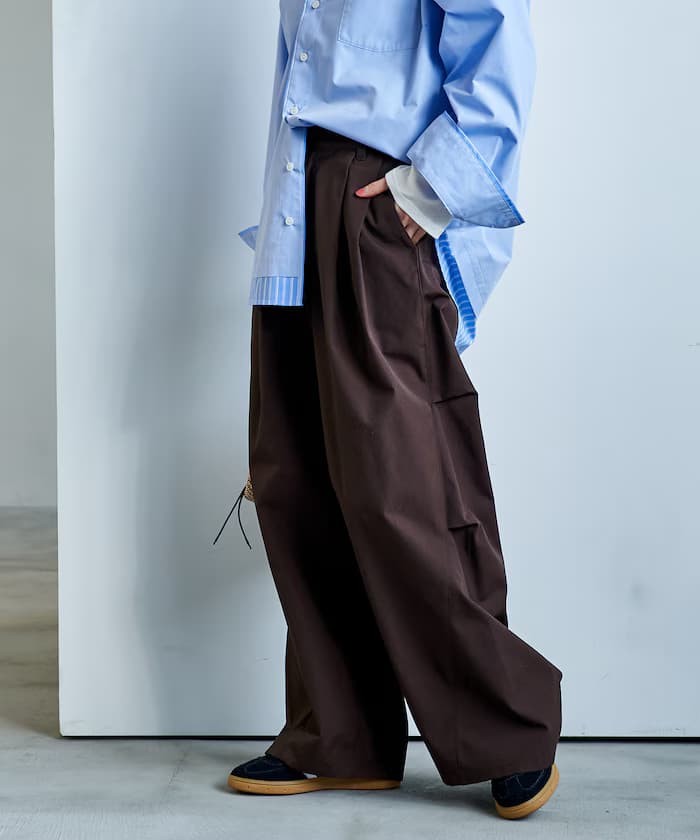 FIT MAGIC 馬皮帶打褶寬版褲子