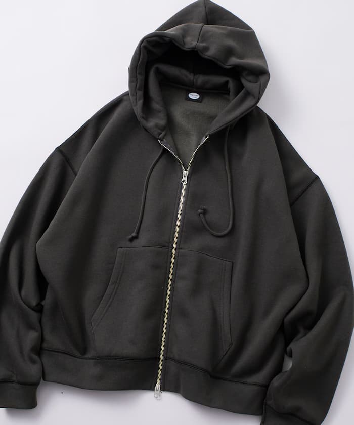 チャコールグレー