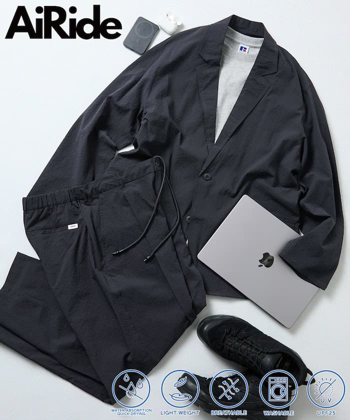 チャコールグレー