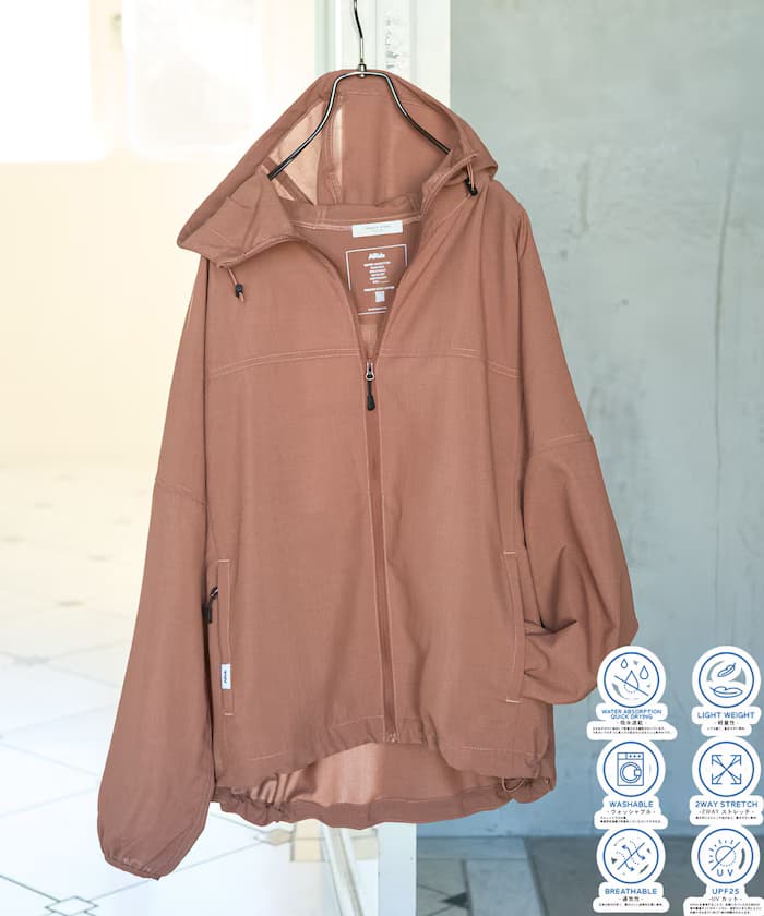 コーラルピンク