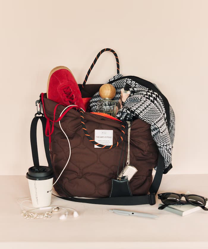 ＜新色追加＞別注撥水PADDED托特包