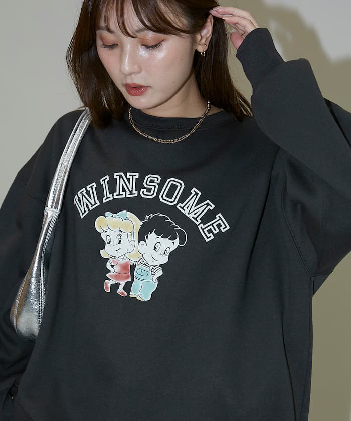 チャコールグレー