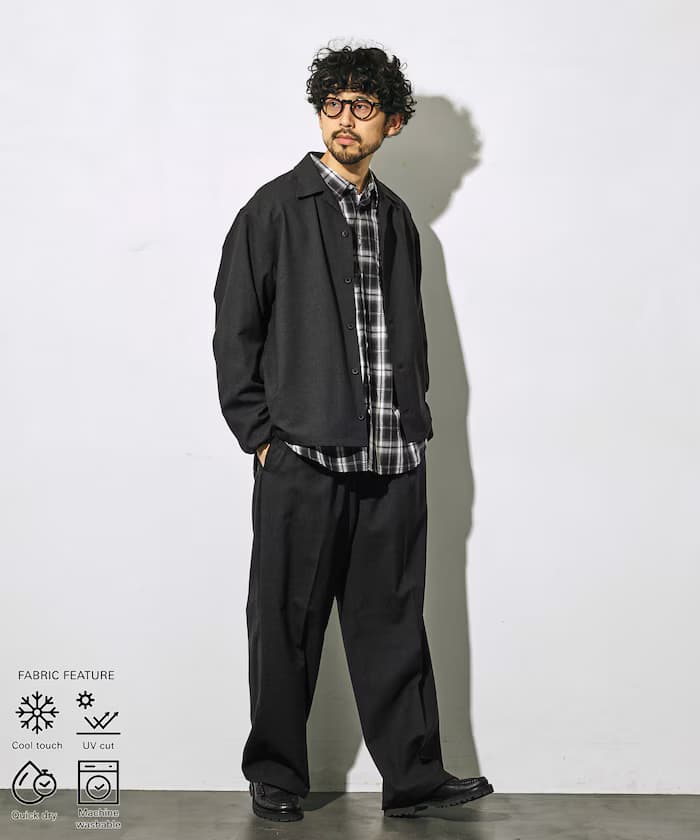 チャコールグレー