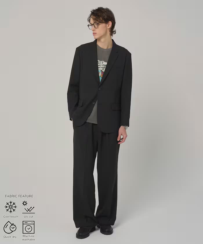 チャコールグレー