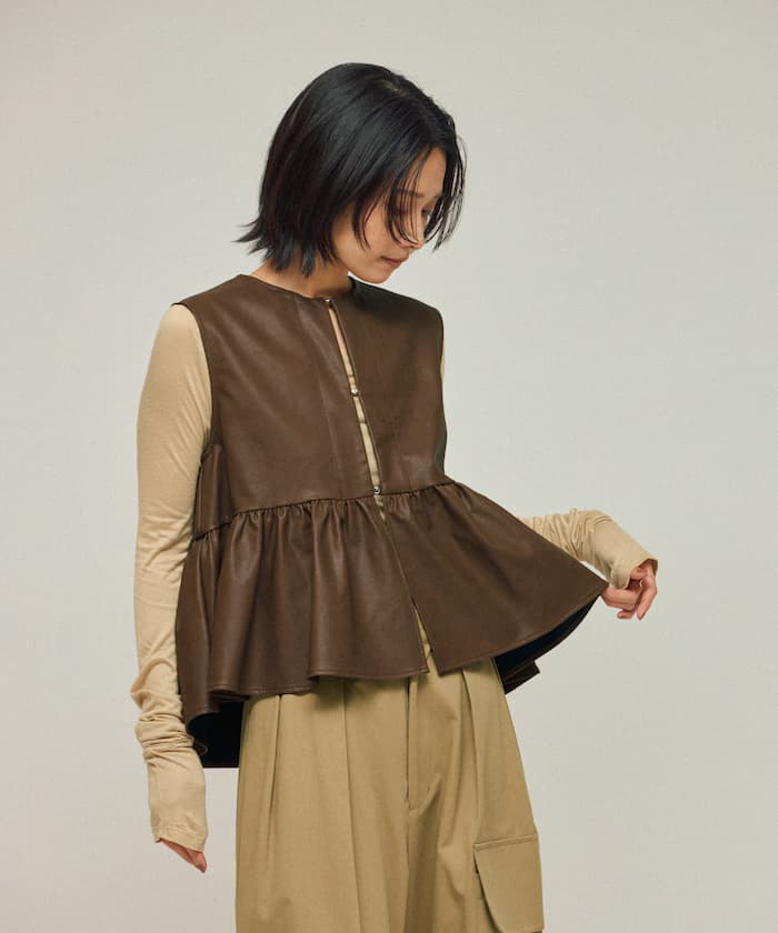 皺褶背心 / ジレ レザレット ペプラムシルエット