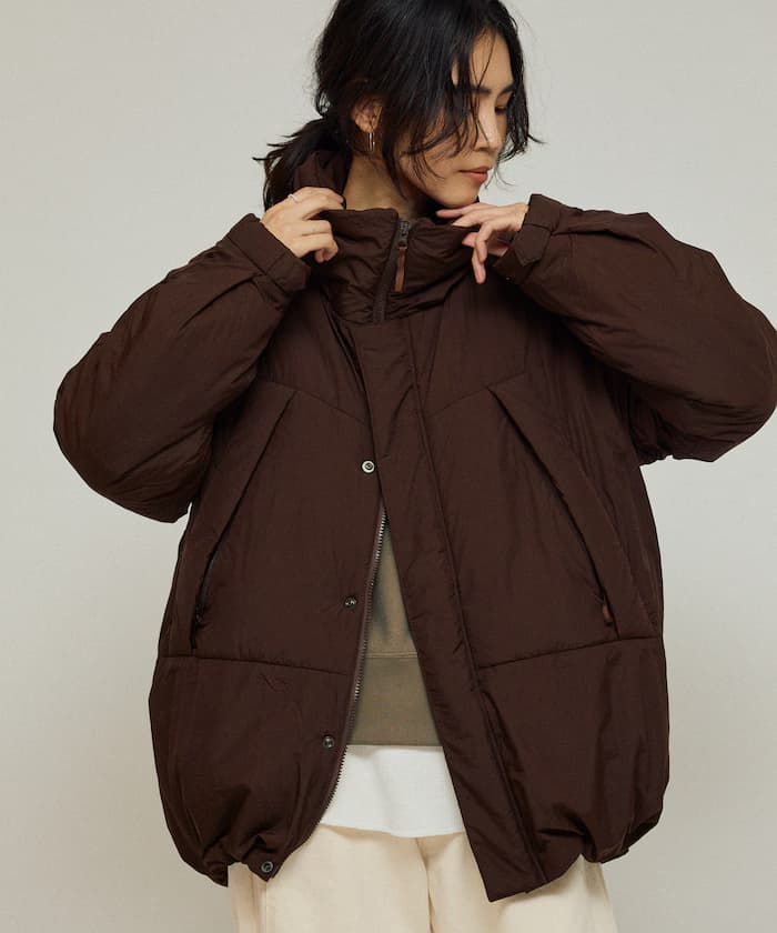 ダークブラウン