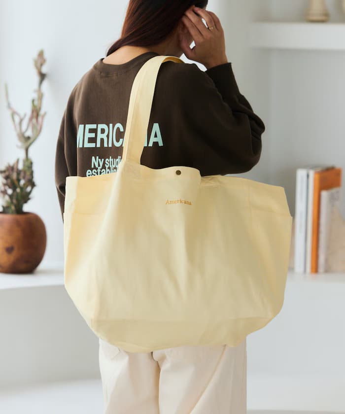 レモンイエロー